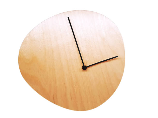 Réparation Horloge Marseille : 5 raisons d’acheter une horloge murale pour votre maison